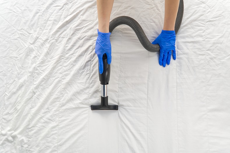 The Ultimate Guide to Cleaning and Maintaining Your Mattress FlexiSpot
